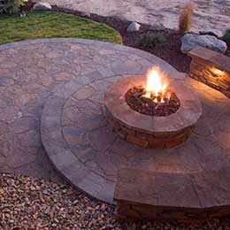 Fire Pits & Fireplaces